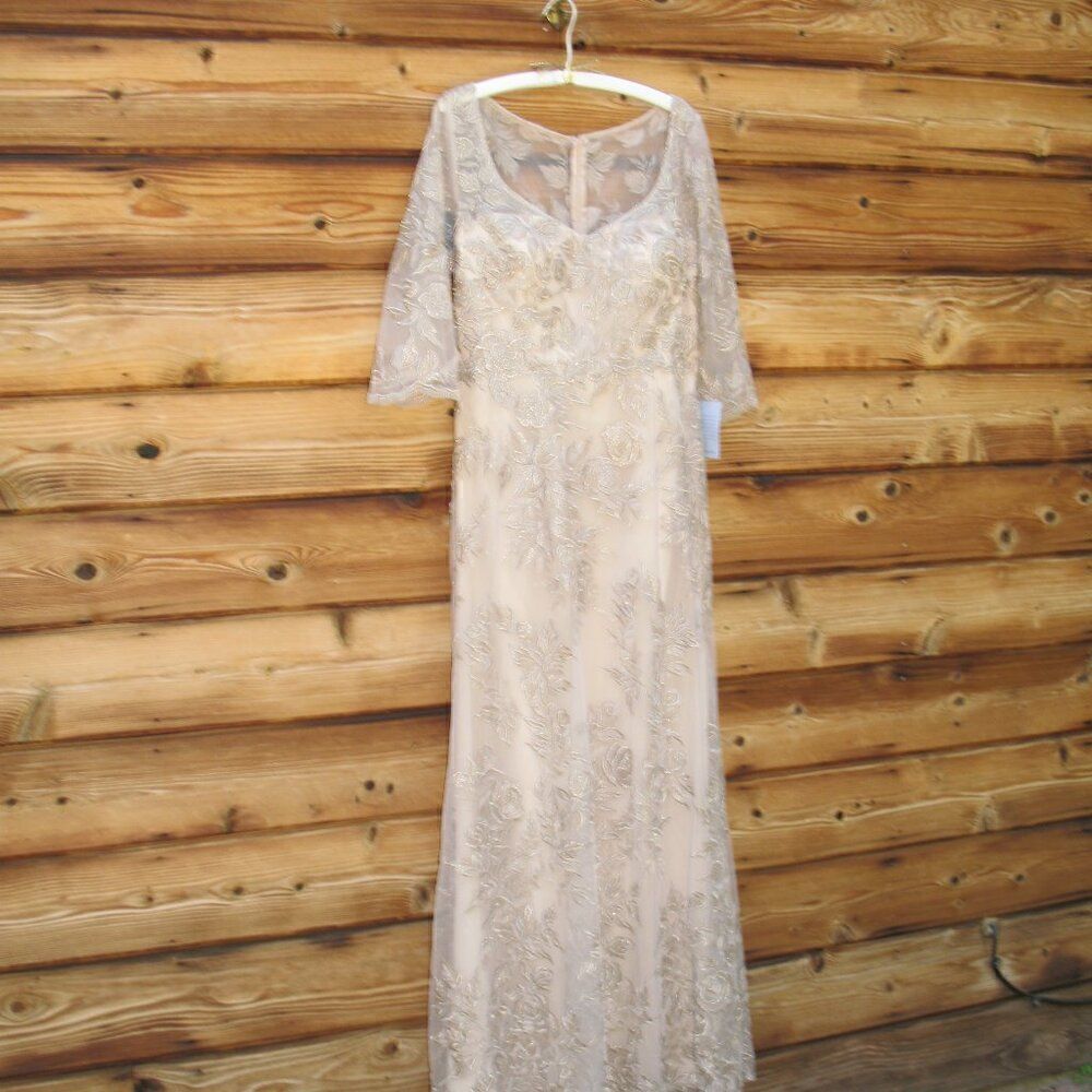 La Femme Women’s Floral Embroidered Mesh A-Line Gown Dress - Picture 5 of 16